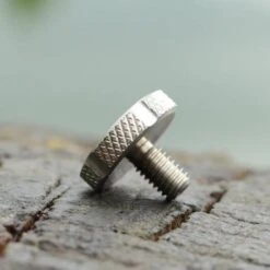 Vis à Oreilles Solaires à 5 Rayons Grand 2 Pcs